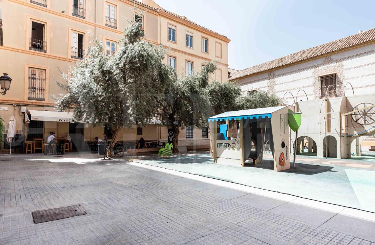 Inviting Apartment In The Heart Of Malaga By Rems Esterno foto