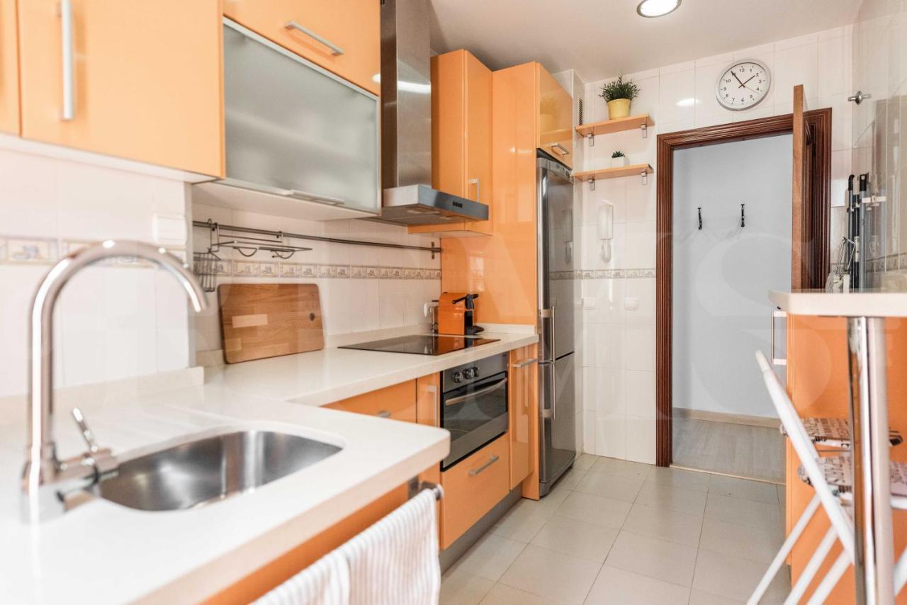 Inviting Apartment In The Heart Of Malaga By Rems Esterno foto