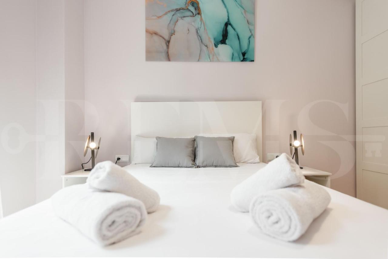 Inviting Apartment In The Heart Of Malaga By Rems Esterno foto