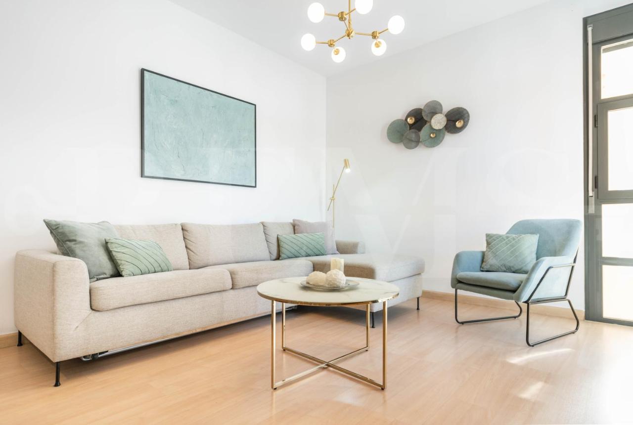 Inviting Apartment In The Heart Of Malaga By Rems Esterno foto